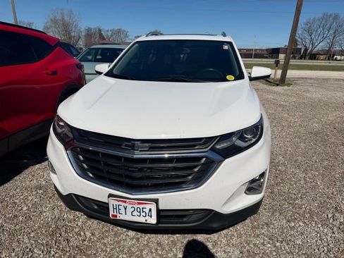 Used 2019 Chevrolet Equinox LT FWD image 17