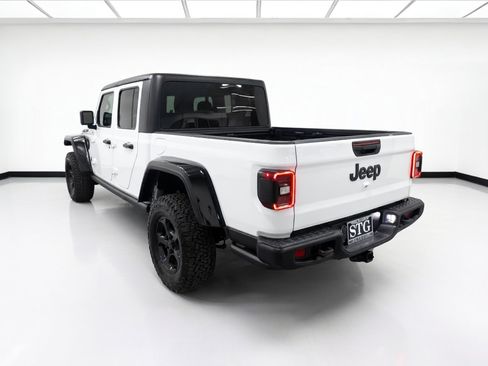 Used 2022 Jeep Gladiator Rubicon w/ LED Lighting Group AWD/4WD image 6