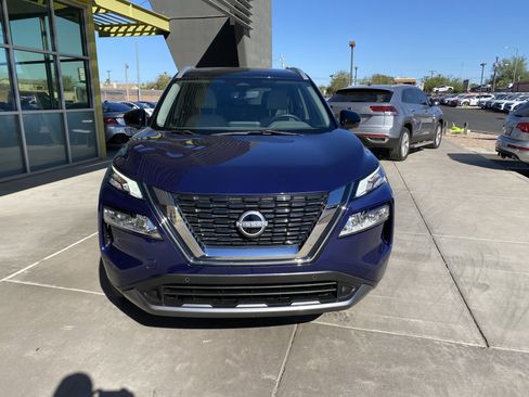 Used 2023 Nissan Rogue SL w/ SL Premium Package image 7