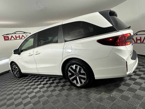 Used 2025 Honda Odyssey EX-L image 6