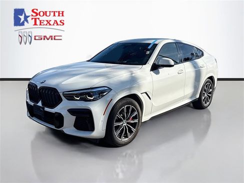 Used 2022 BMW X6 xDrive40i w/ M Sport Package image 1