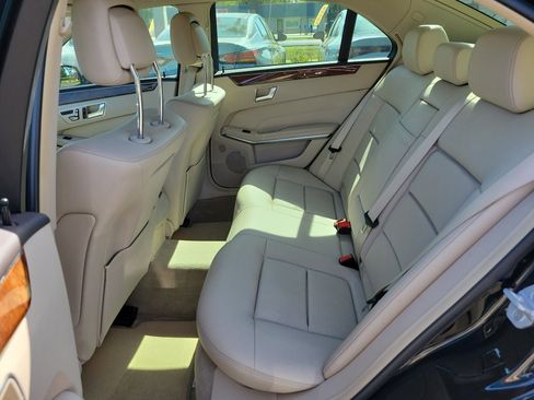 Used 2014 Mercedes-Benz E 350 Sedan image 14