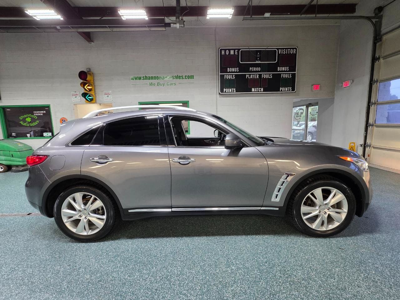 Used 2013 INFINITI FX37 AWD w/ Premium Pkg image 5