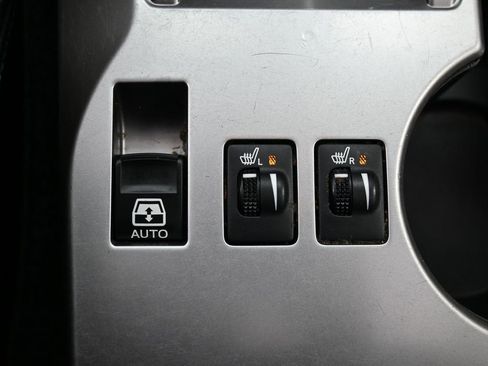 Used 2021 Toyota 4Runner SR5 Premium w/ Moonroof Package image 32