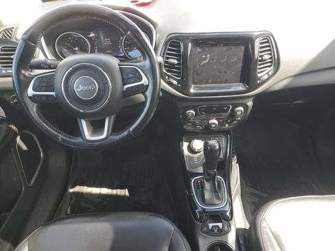 Used 2018 Jeep Compass Limited w/ Navigation Group AWD/4WD image 10