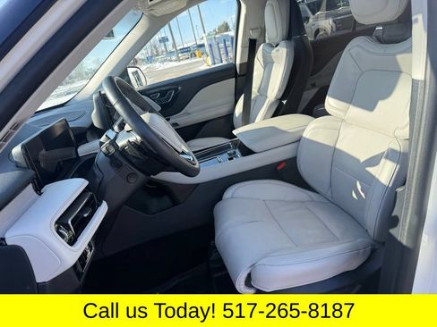 Used 2025 Lincoln Aviator Reserve w/ Equipment Group 201A AWD/4WD image 22