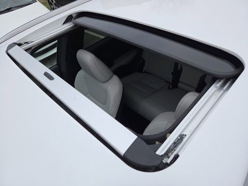 Certified 2025 Lexus RX 350 Premium image 9