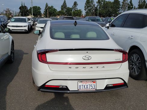 Used 2021 Hyundai Sonata Limited FWD image 4