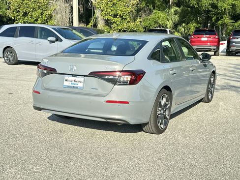 Used 2025 Honda Civic Sport Touring image 6