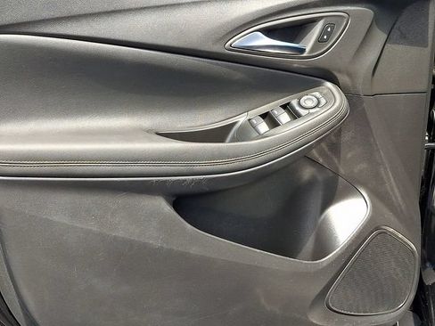 Used 2023 Buick Encore GX Preferred w/ Cold Weather Comfort Package FWD image 13