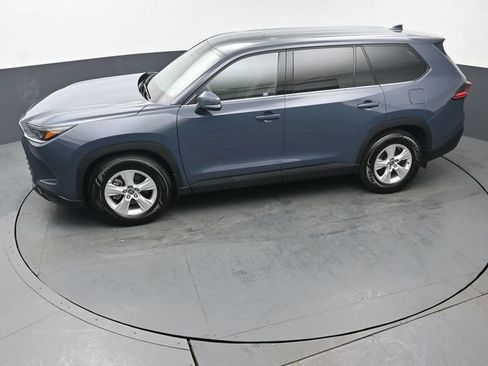 Certified 2026 Toyota Grand Highlander AWD image 40