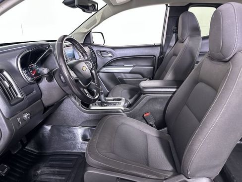 Used 2022 Chevrolet Colorado LT w/ Fleet Safety Package image 20