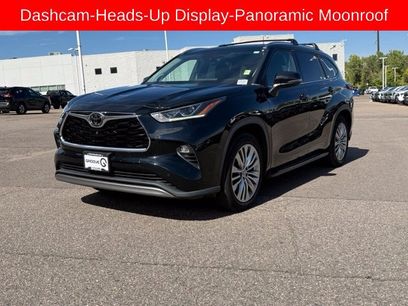 Used 2022 Toyota Highlander Platinum