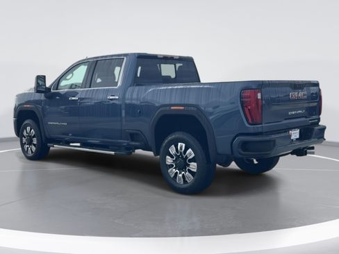 New 2026 GMC Sierra 3500 Denali AWD/4WD image 5