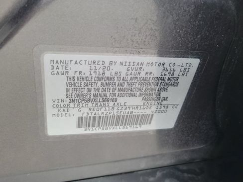 Certified 2020 Nissan Kicks S FWD image 30