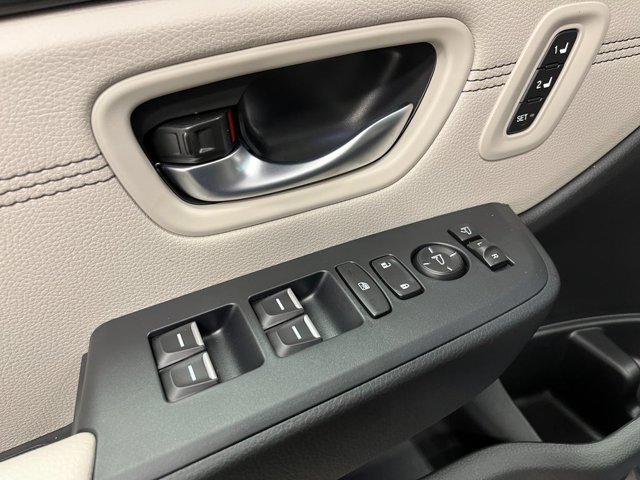 New 2026 Honda Pilot Touring image 14