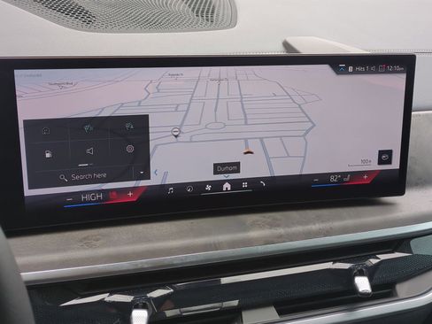 Used 2026 BMW X7 xDrive40i image 24