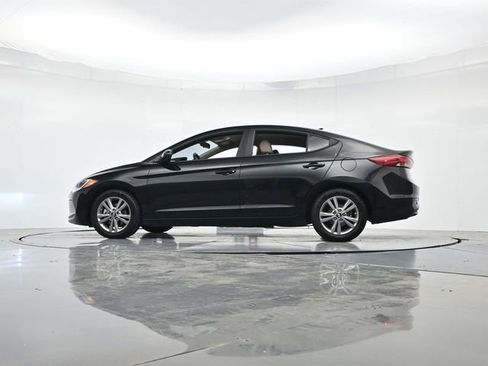 Used 2018 Hyundai Elantra SEL FWD image 34