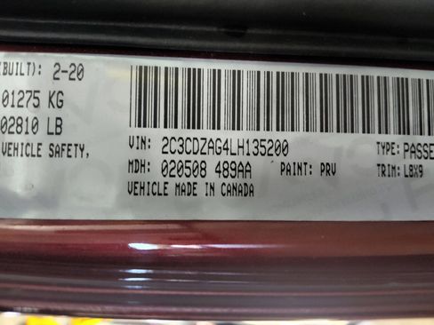 Used 2020 Dodge Challenger SXT RWD image 33