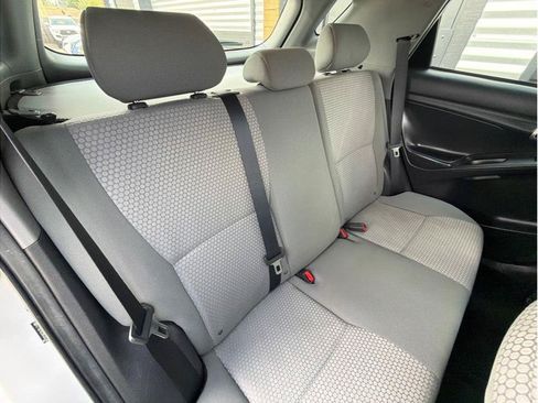 Used 2009 Toyota Matrix XRS FWD image 19