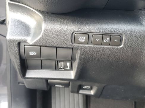 Used 2024 Lexus IS 350 F Sport RWD image 20