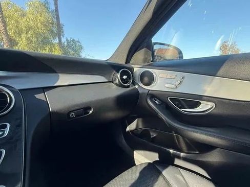 Used 2018 Mercedes-Benz C 300 Sedan image 25