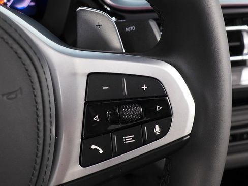 Used 2025 BMW Z4 M40i w/ Premium Package image 26