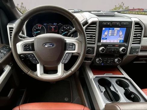 Used 2019 Ford F450 King Ranch w/ King Ranch Ultimate Package AWD/4WD image 4