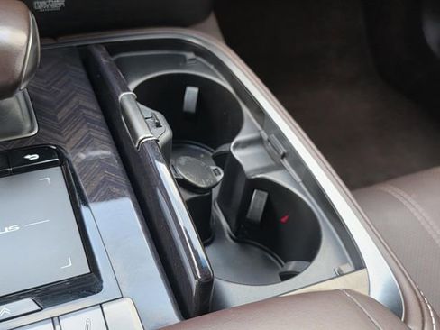 Used 2019 Lexus LS 500 w/ Luxury Package image 24