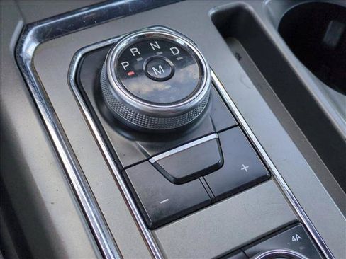 Used 2019 Ford Expedition Max XLT w/ Equipment Group 201A AWD/4WD image 12