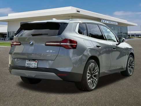 Used 2025 BMW X3 xDrive30i w/ Convenience Package image 10