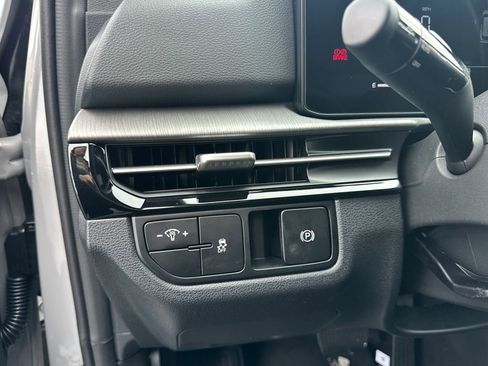 New 2026 Kia Sportage X-Line AWD/4WD image 12
