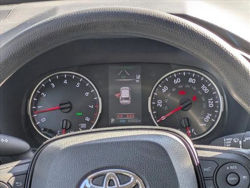 Used 2021 Toyota RAV4 XLE image 21