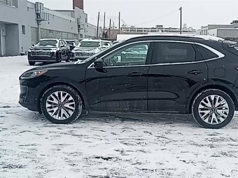 Used 2022 Ford Escape Titanium image 67