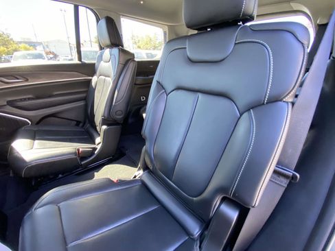 Certified 2022 Jeep Grand Cherokee L Limited image 18