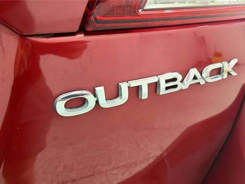 Used 2016 Subaru Outback 2.5i Limited AWD/4WD image 17