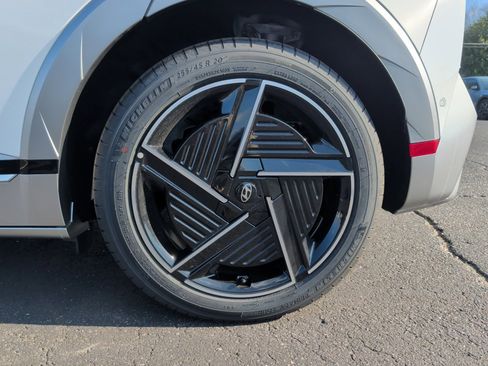 New 2026 Hyundai Ioniq 5 Limited image 22