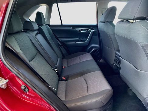 Certified 2025 Toyota RAV4 XLE AWD/4WD image 21