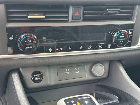 New 2026 Nissan Rogue SV w/ SV Premium Package image 31