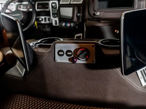 Used 2003 HUMMER H1 4-Door Wagon image 53