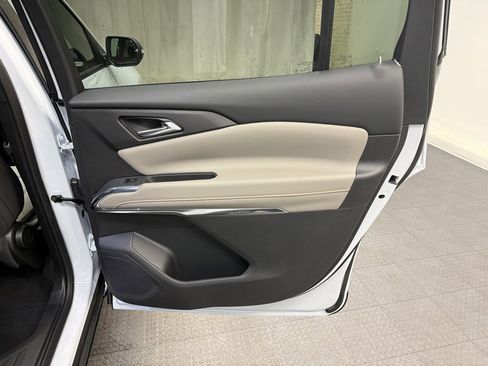 New 2026 Chevrolet Traverse LT w/ LPO, Floor Liner Package image 20