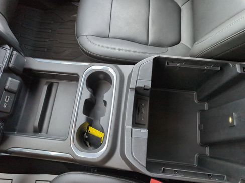 Used 2022 GMC Sierra 1500 SLT w/ SLT Premium Package image 25