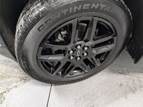 Certified 2022 Chevrolet Traverse LT w/ LPO, Blackout Package image 9