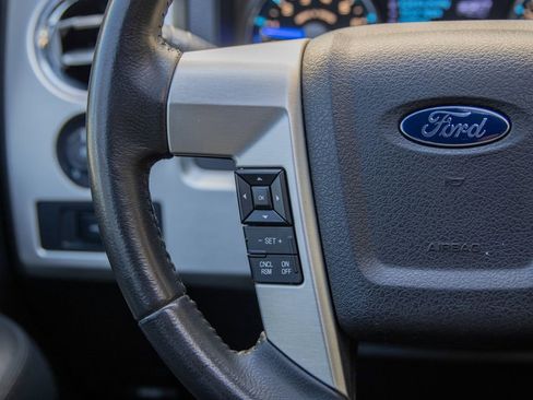 Used 2014 Ford F150 Platinum image 31