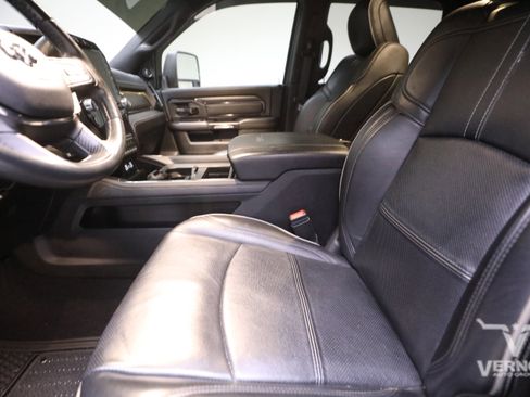 Used 2024 RAM 3500 Limited image 10