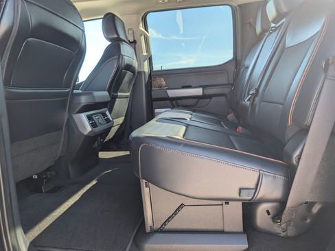 Certified 2025 Ford F250 Lariat image 12