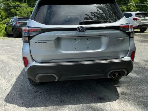 Certified 2025 Subaru Forester Limited w/ Protection Package (1PH) AWD/4WD image 2