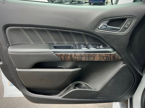 Used 2021 GMC Canyon Denali image 35