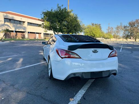 Used 2015 Hyundai Genesis 3.8 RWD image 18