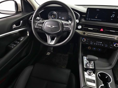 Used 2026 Genesis G70 2.5T image 13